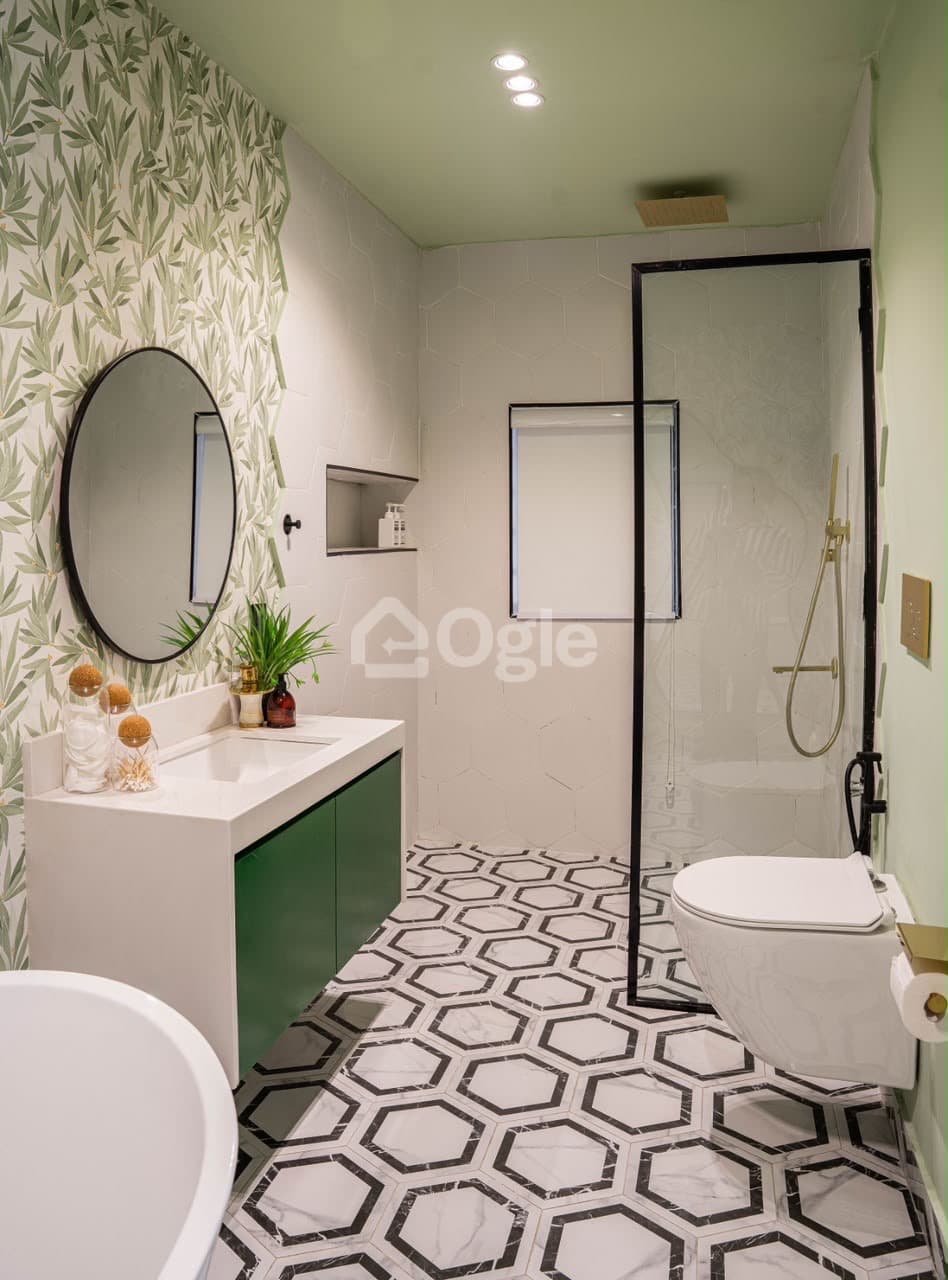 2 Bedroom Luxury Apartment - Off Freedom Way, Lekki Phase 1 | Pool, PS5, Starlink